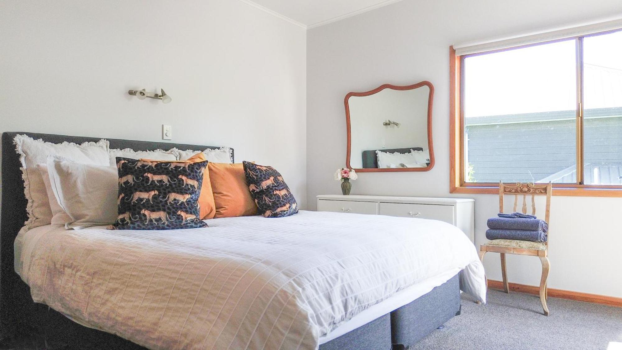Large, Comfy, Stylish Apartment Havelock North Εξωτερικό φωτογραφία