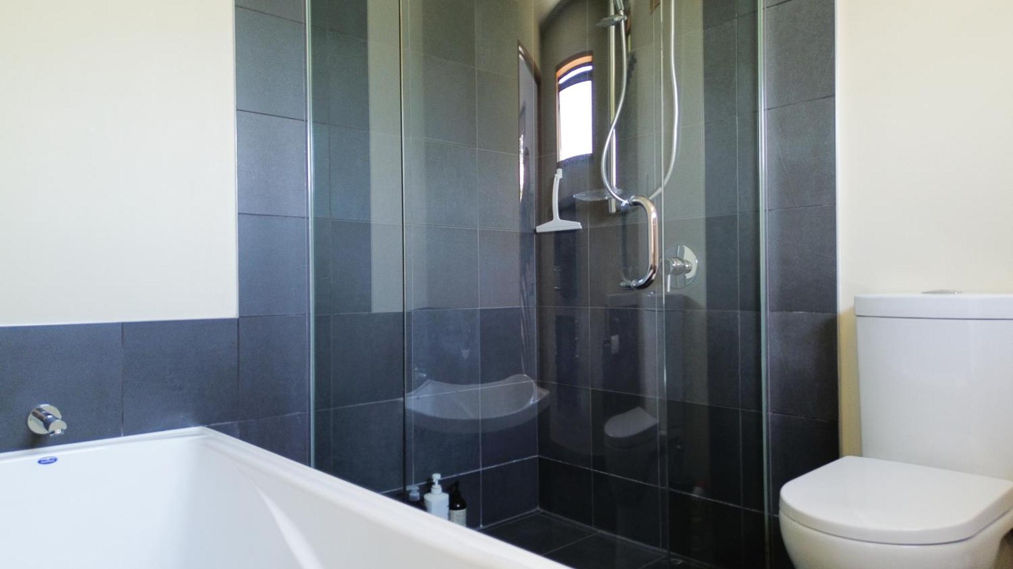 Large, Comfy, Stylish Apartment Havelock North Εξωτερικό φωτογραφία